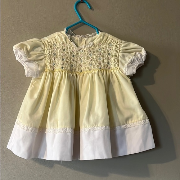 Yellow and White Vintage Dress with Puffed Sleeves - Picture 1 of 7